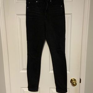 Gap true skinny high rise jeans in black